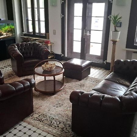 Die Villa, Zimmer 26, Dz 勒沃库森 外观 照片