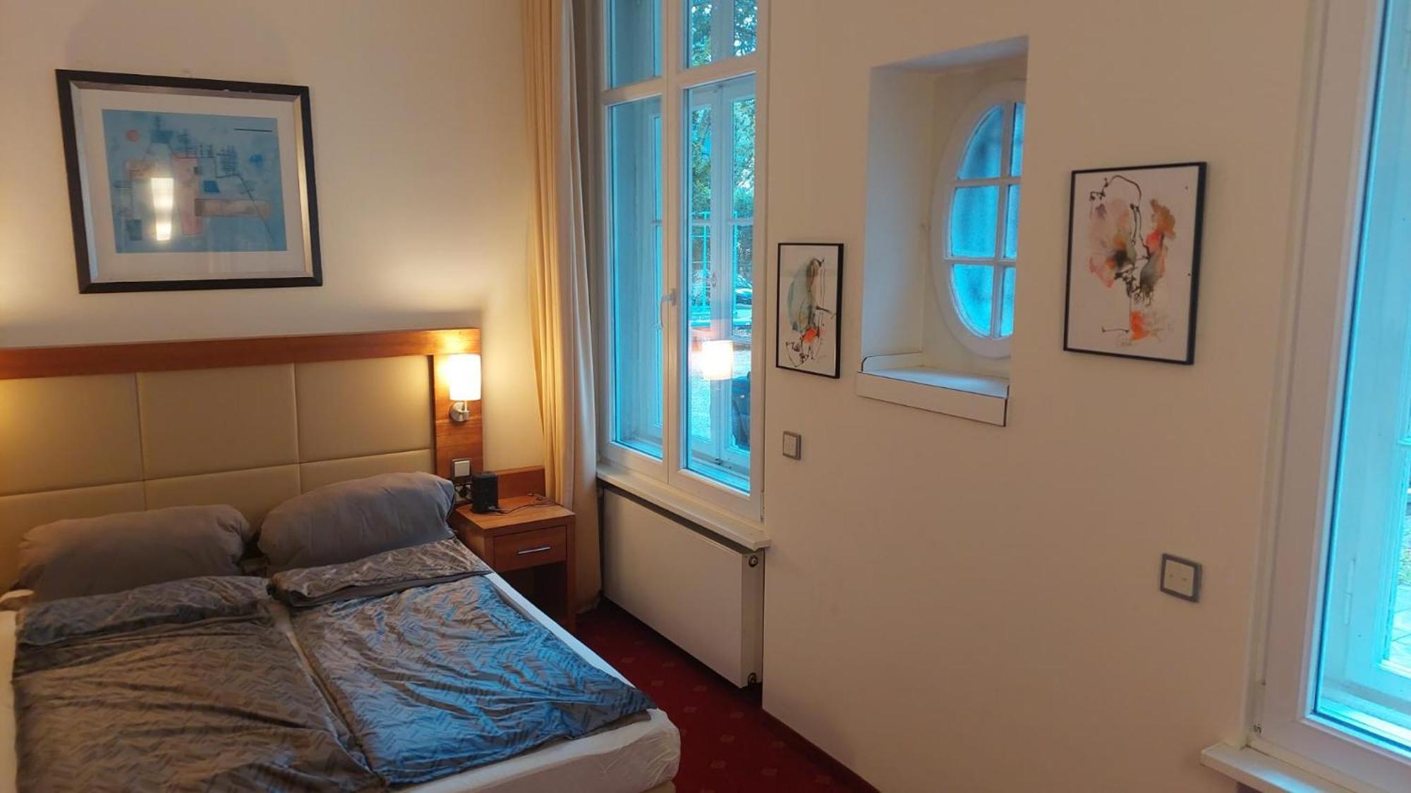 Die Villa, Zimmer 26, Dz 勒沃库森 外观 照片
