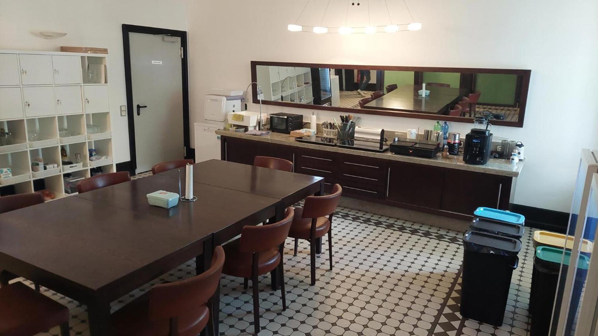 Die Villa, Zimmer 26, Dz 勒沃库森 外观 照片