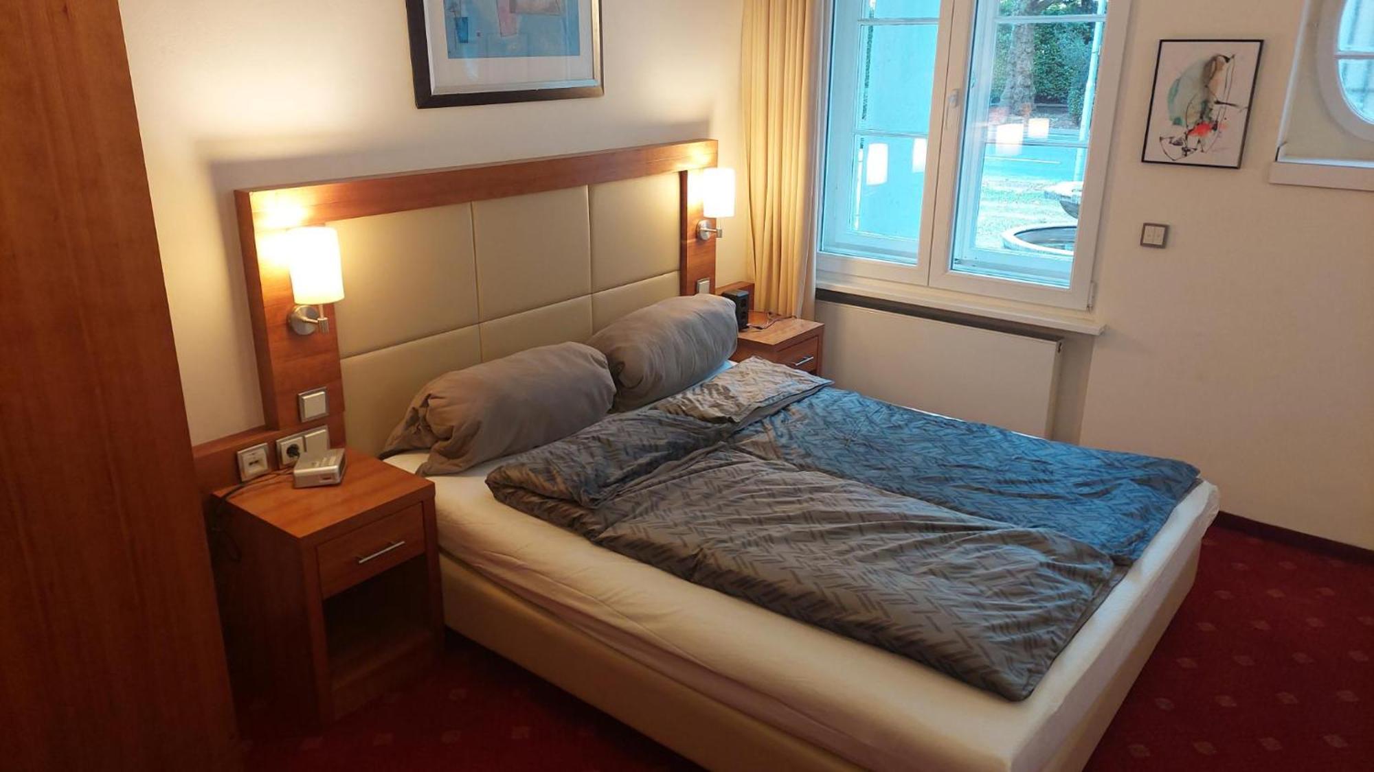 Die Villa, Zimmer 26, Dz 勒沃库森 外观 照片
